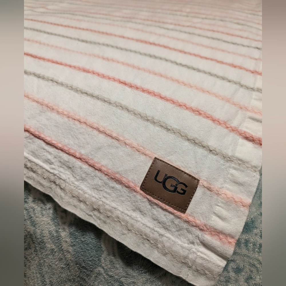UGG Lena Shower Curtain in Pink Dusk